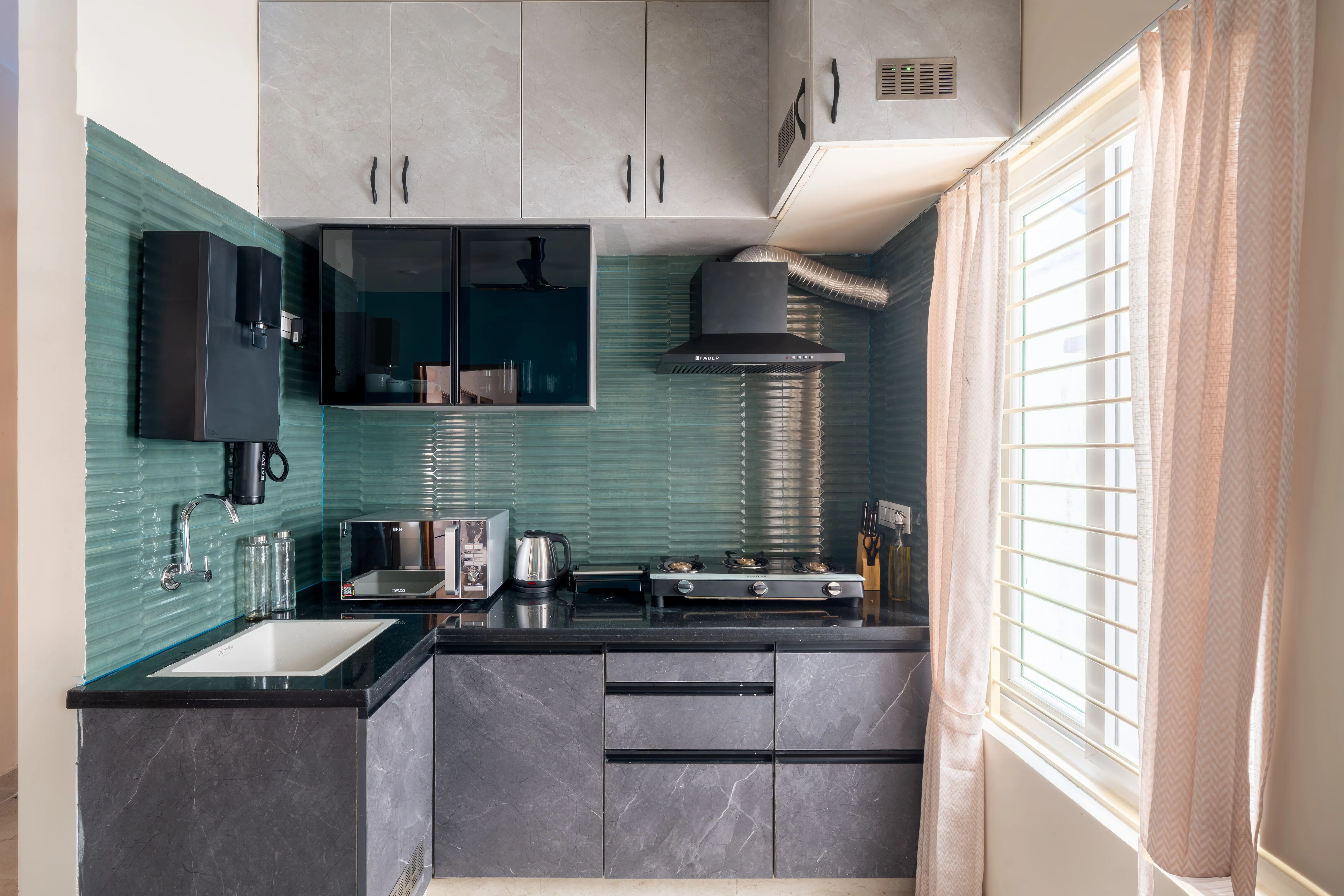 Fully equipped kitchen
