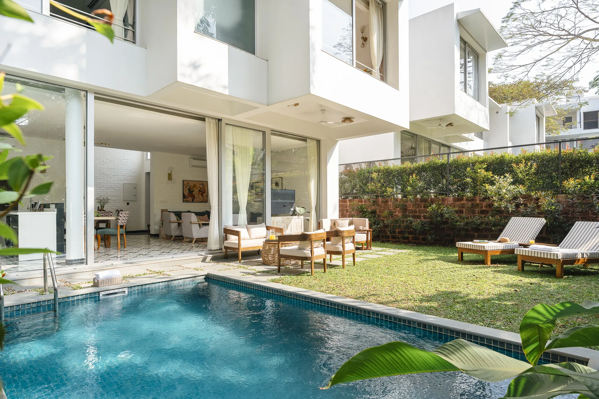 Private pool