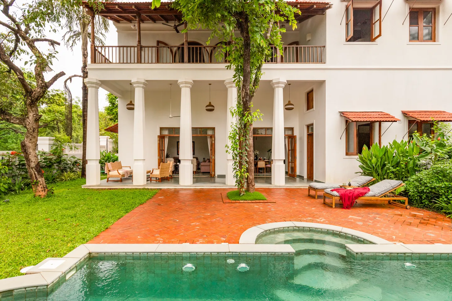 Private pool