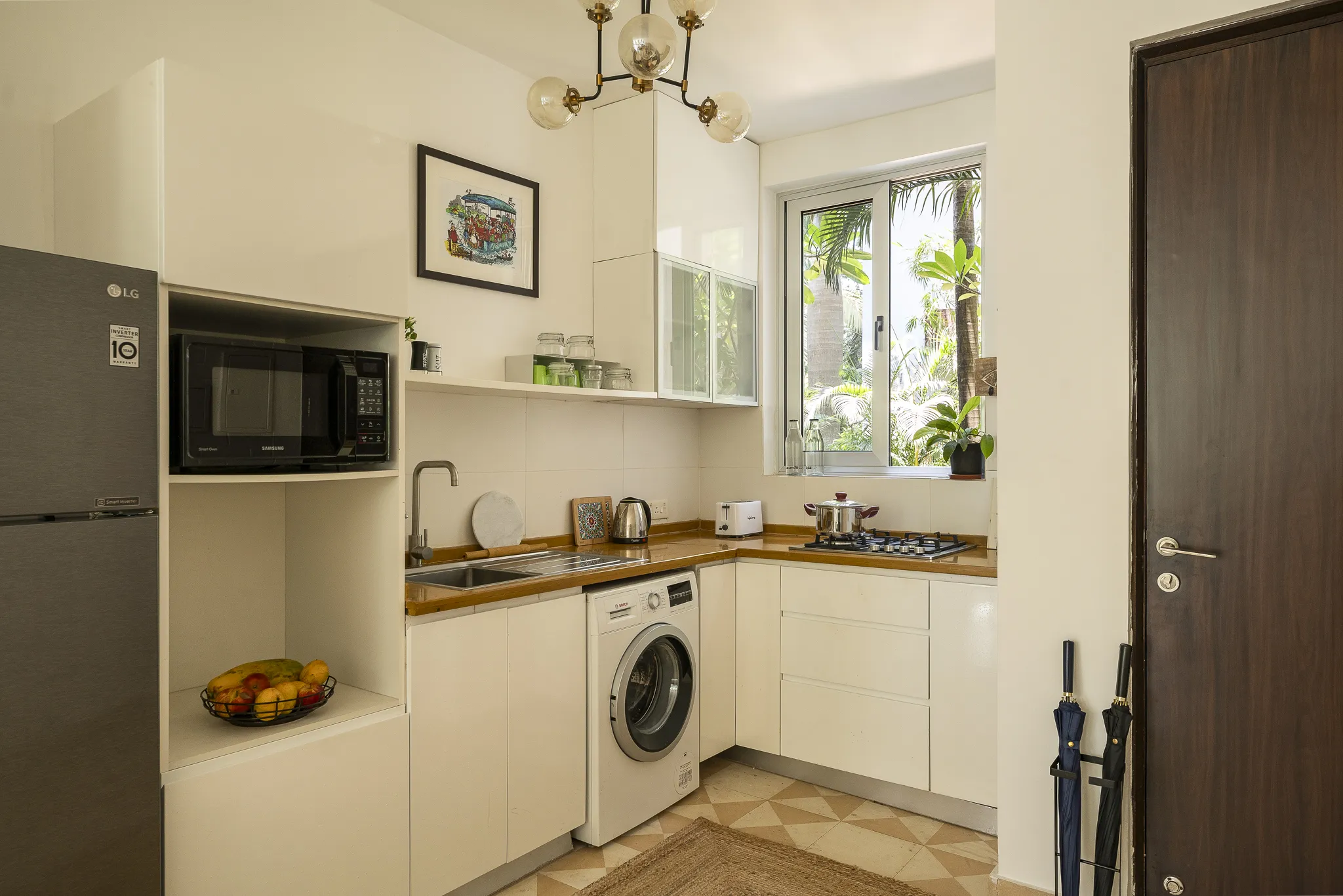 Fully equipped kitchen