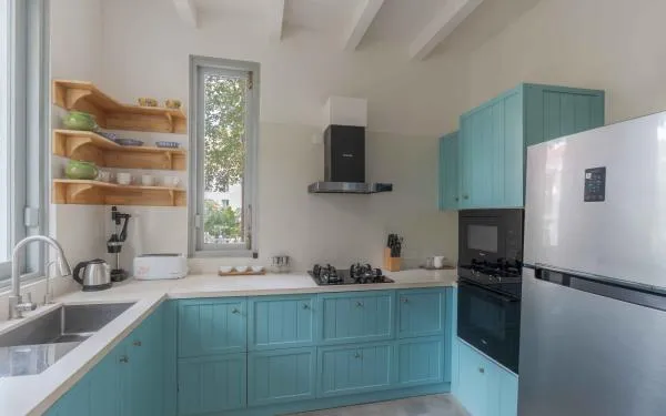 Fully equipped kitchen