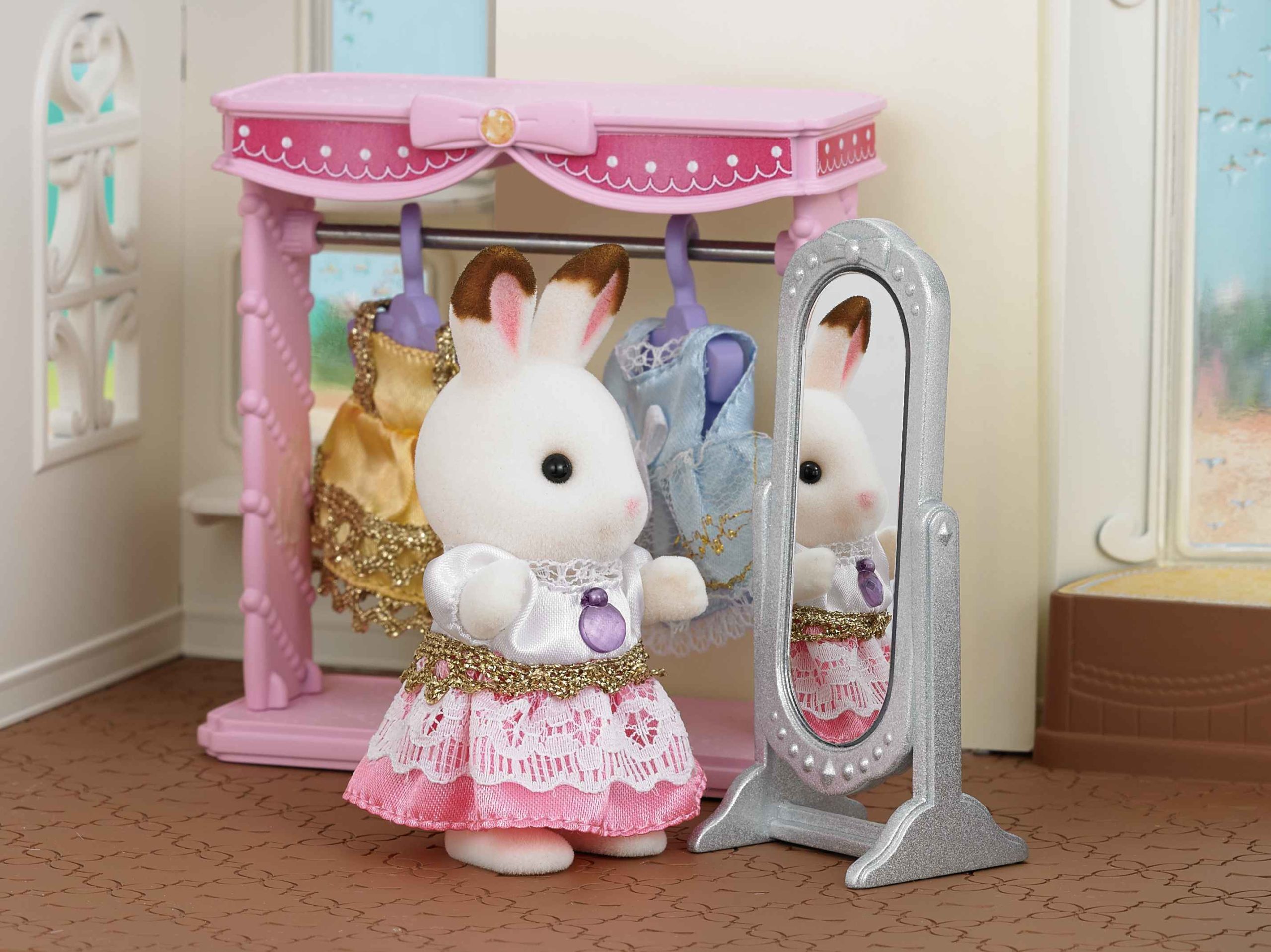 Sylvanian Families: Μαγαζάκι με Έπιπλο με Ρούχα (5236) - Sylvanian Families