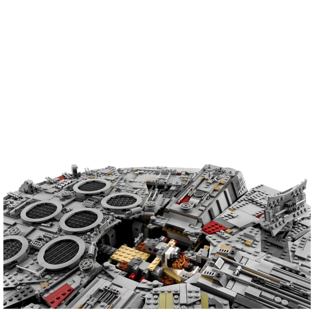 LEGO Star Wars UCS Millennium Falcon 75192 - LEGO, LEGO Star Wars