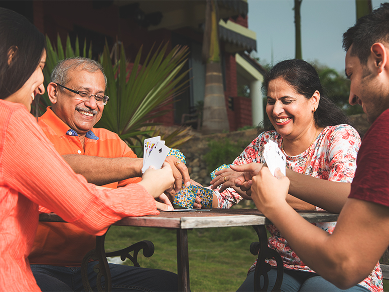 25 Popular Board Games To Make Best Of Your Family Time