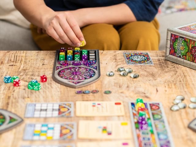 5 Fun Games You Can Play At This Year’s Diwali Party