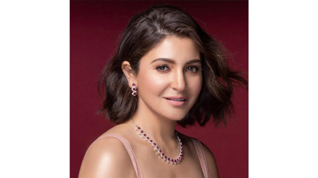 Buzz 46: 8 Beauty Lessons From Birthday Celeb Anushka Sharma