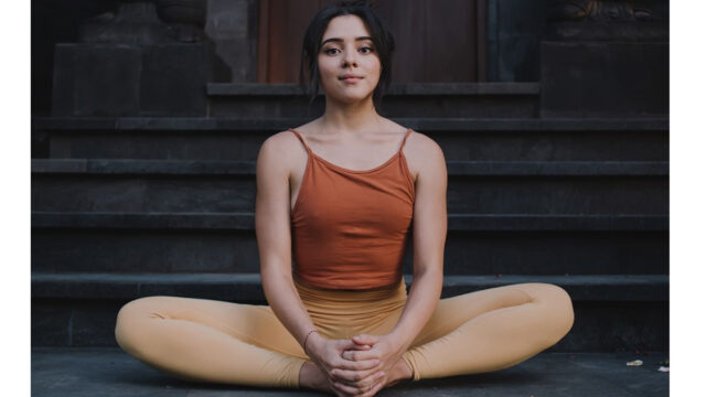 Asana 46: 5 Yoga Poses That Are Pregnancy-Safe