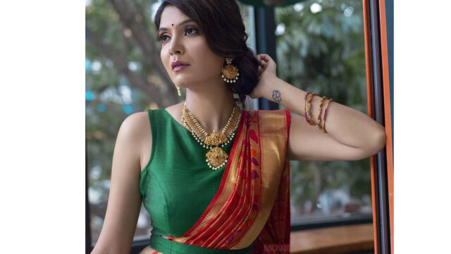 30 Fascinating Blouse Styles & Designs To Nail Your Saree Look