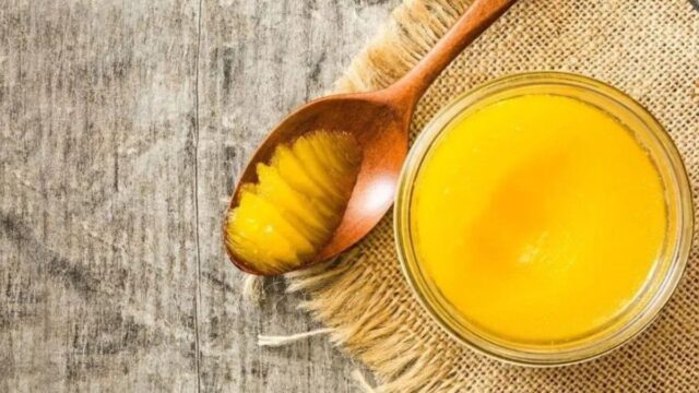 Beauty Nuskhe: 5 Ghee Masks To Hydrate & Nourish Your Twacha This Winter