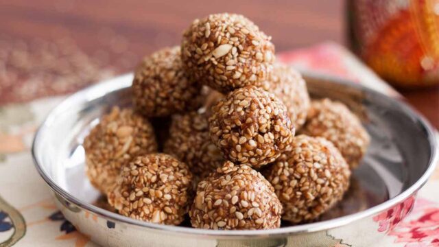 Buzz 46: 7 Authentic Makar Sankranti Recipes That Are Worth Relishing