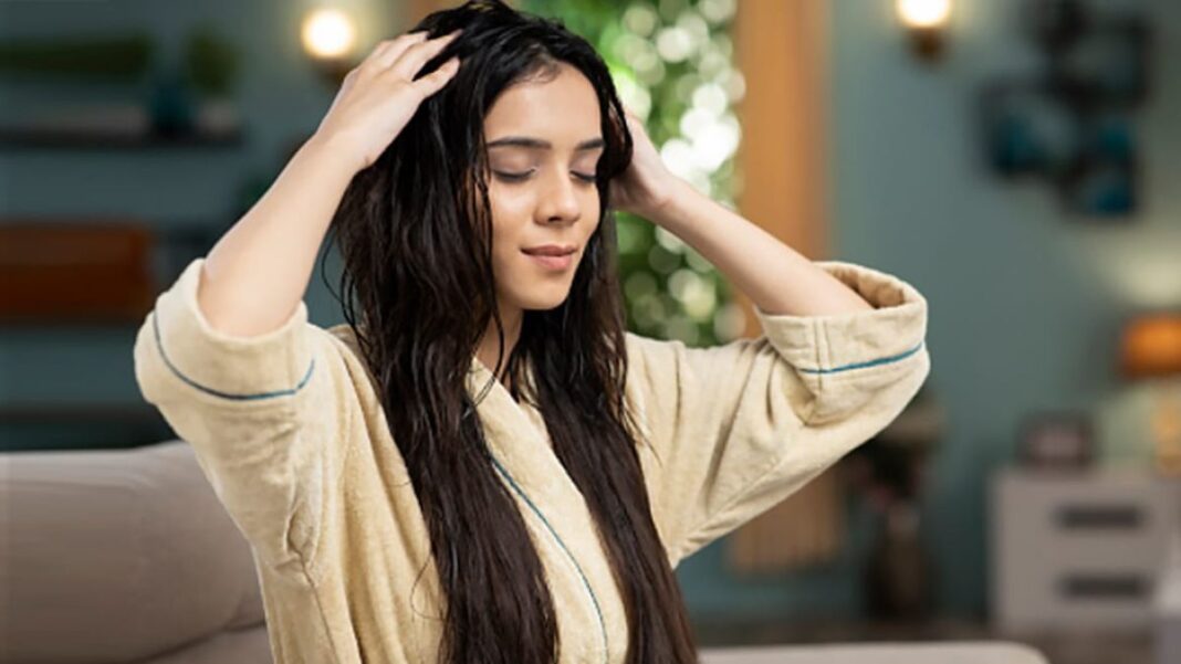 6 Best Hair Oils That Work Great For Head Massages