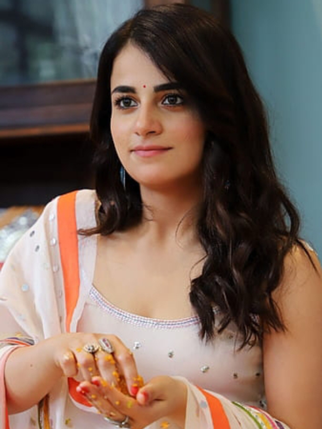 Here’s Radhika Madan’s Favourite DIY Face Mask