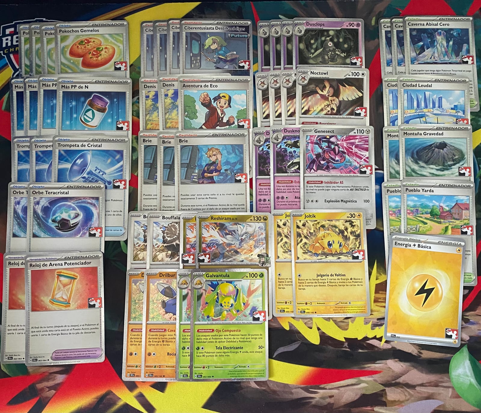 Lote de 56 cartas de liga HOLO