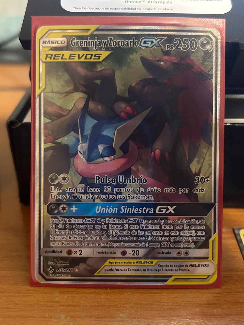 Greninja y Zoroak GX