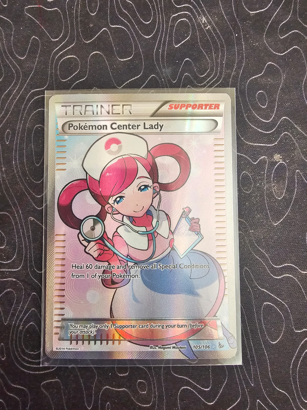Pokemon Center Lady (105 Full Art) - TCGmatch Chile Pokemon Center Lady (105 Full Art) - TCGmatch Chile