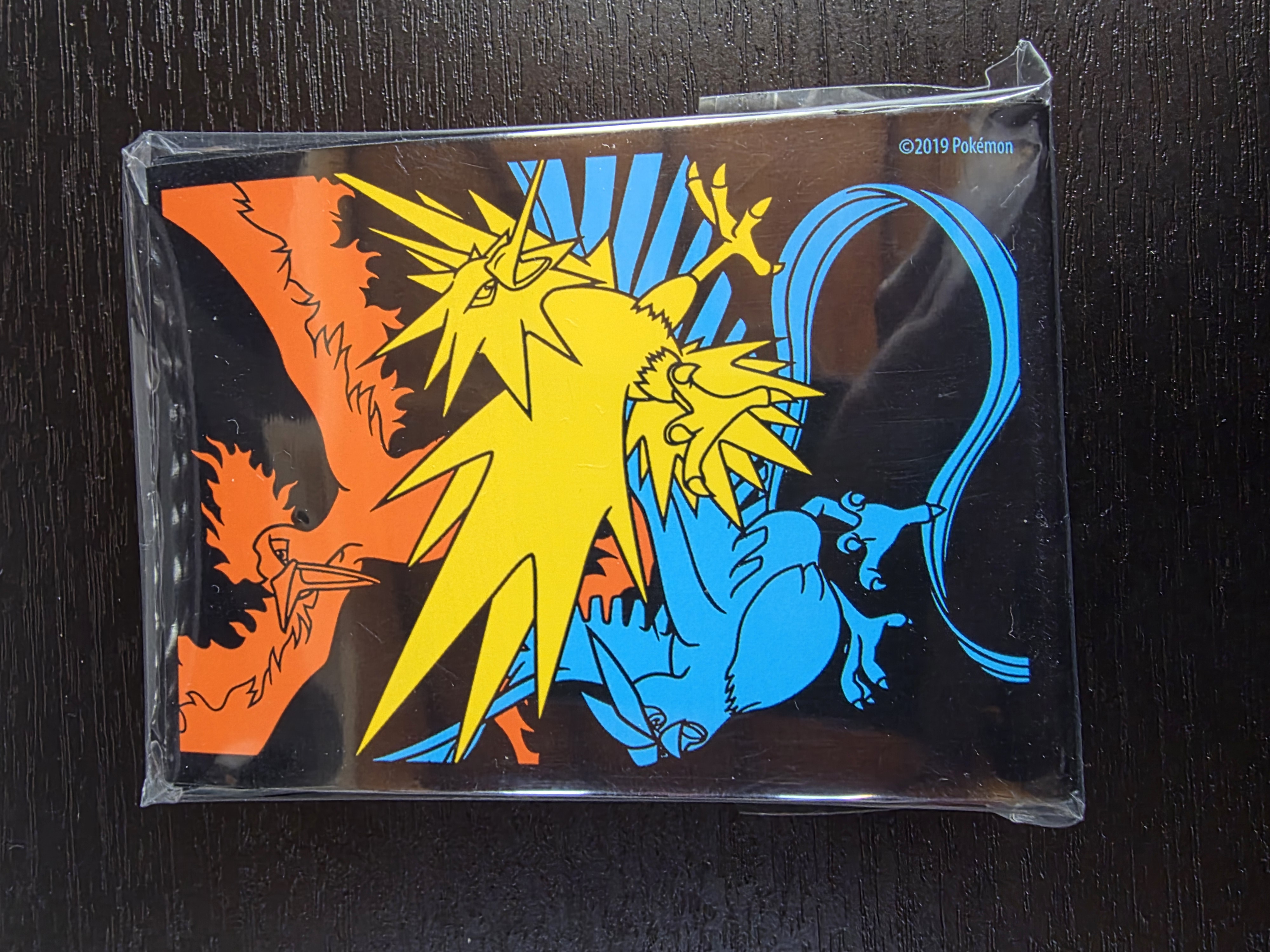 Moltres Zapdos Articuno 65 Protectores Hidden Fates ETB Pokemon