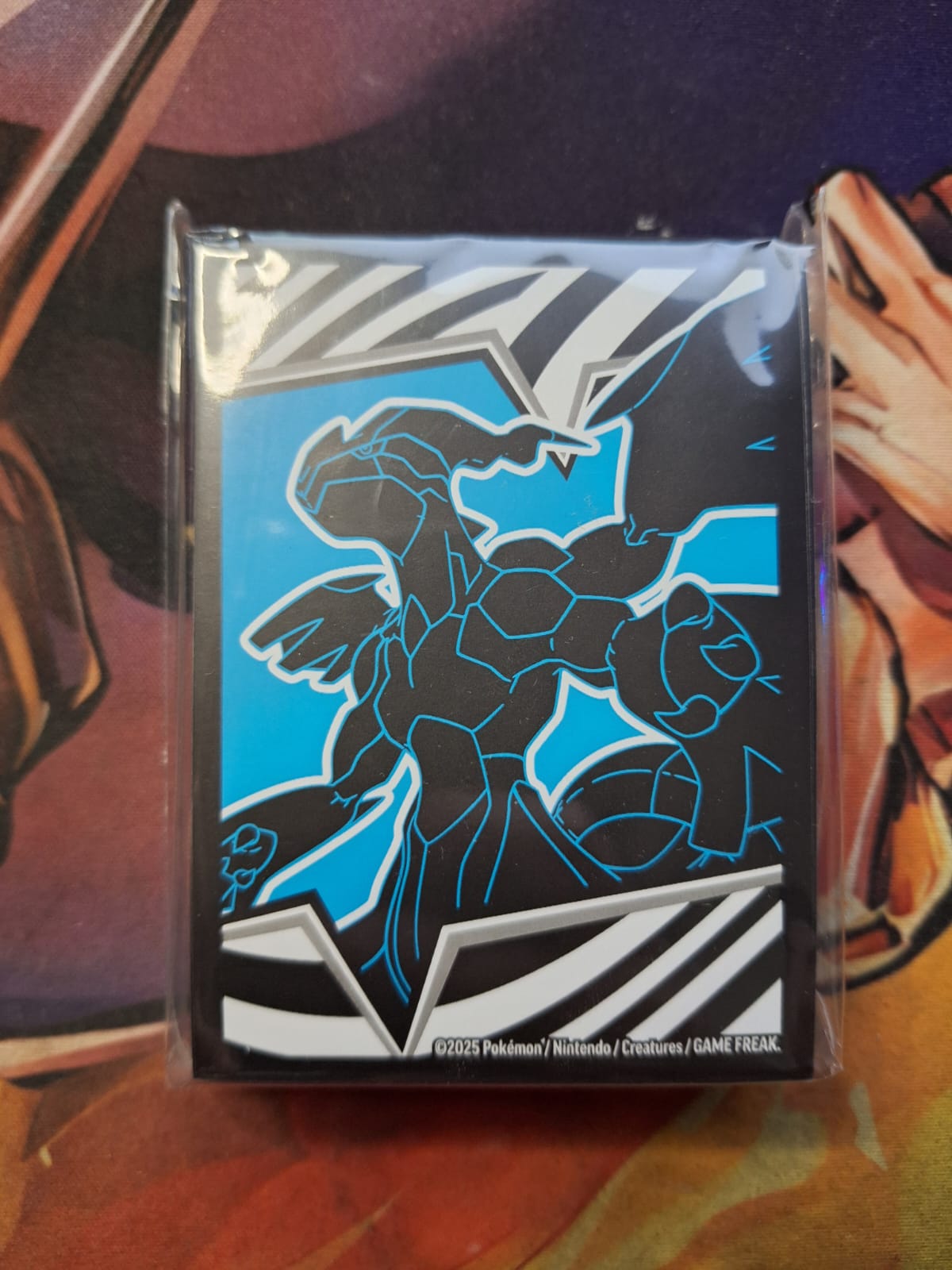 Fundas Black Bolt