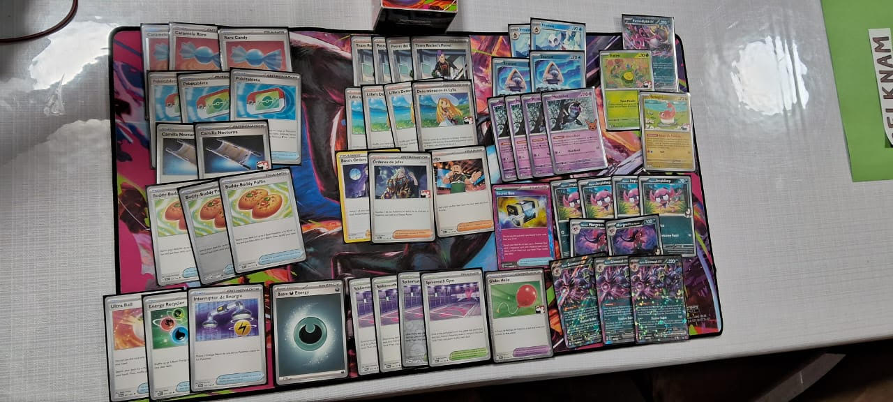 Mazo Grimsnarl de Marnie 60/60 con fundas y deck boxs