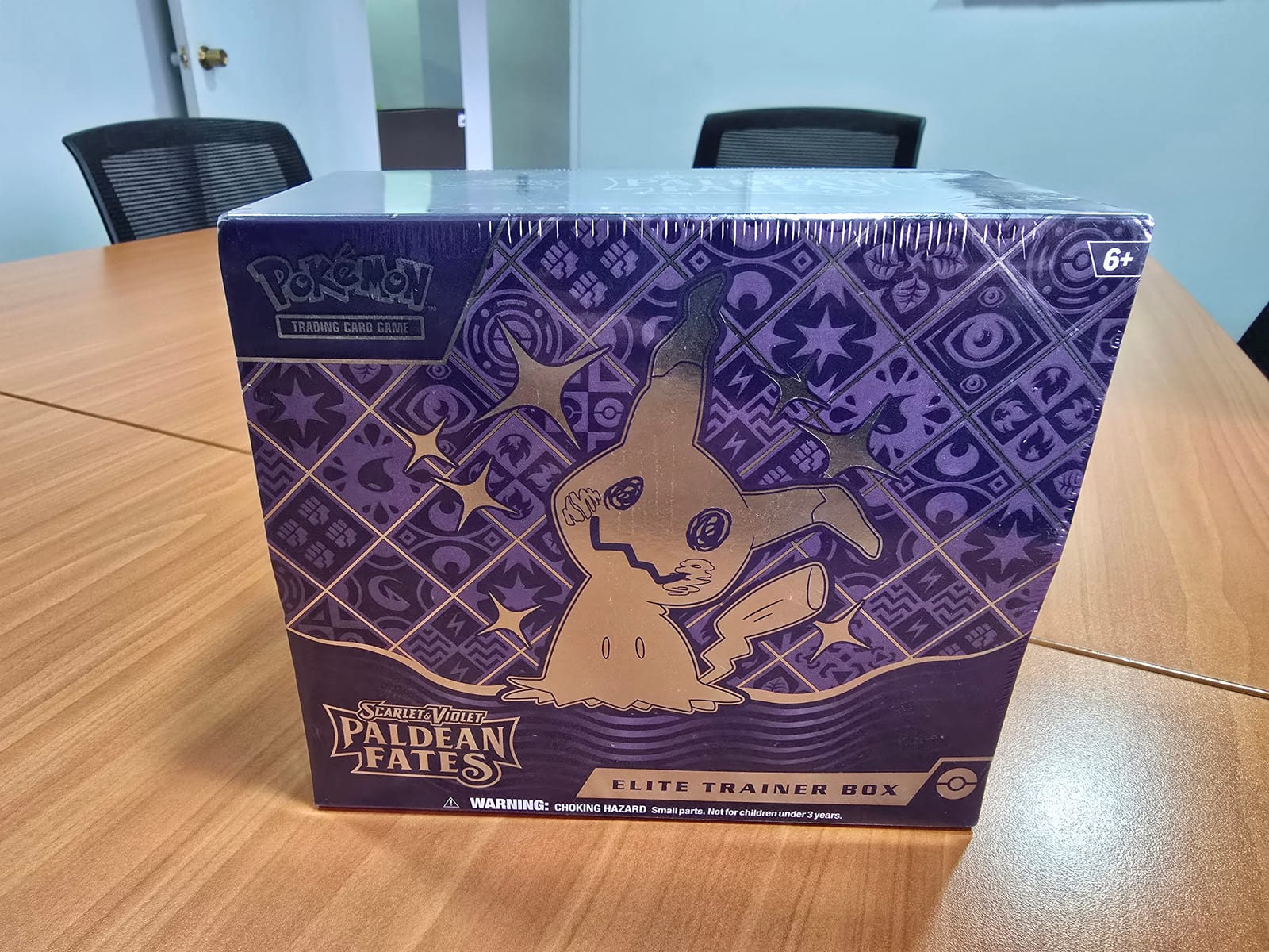 Paldean Fates – Elite Trainer Box – Ingles