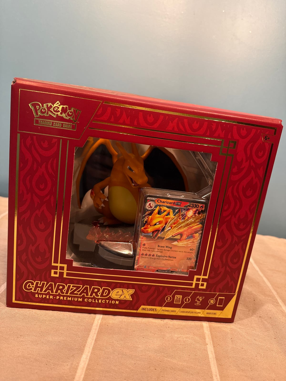 Pokemon TCG: Charizard ex Super-Premium Collection