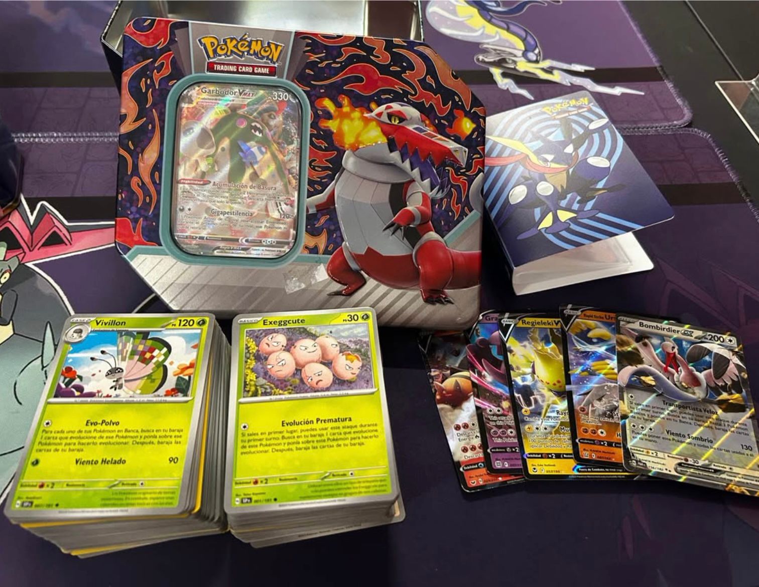 Lote de Cartas en Tin.