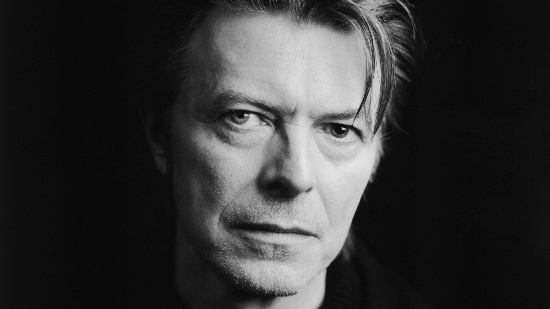 David Bowie – Bậc thầy của sự khai phá