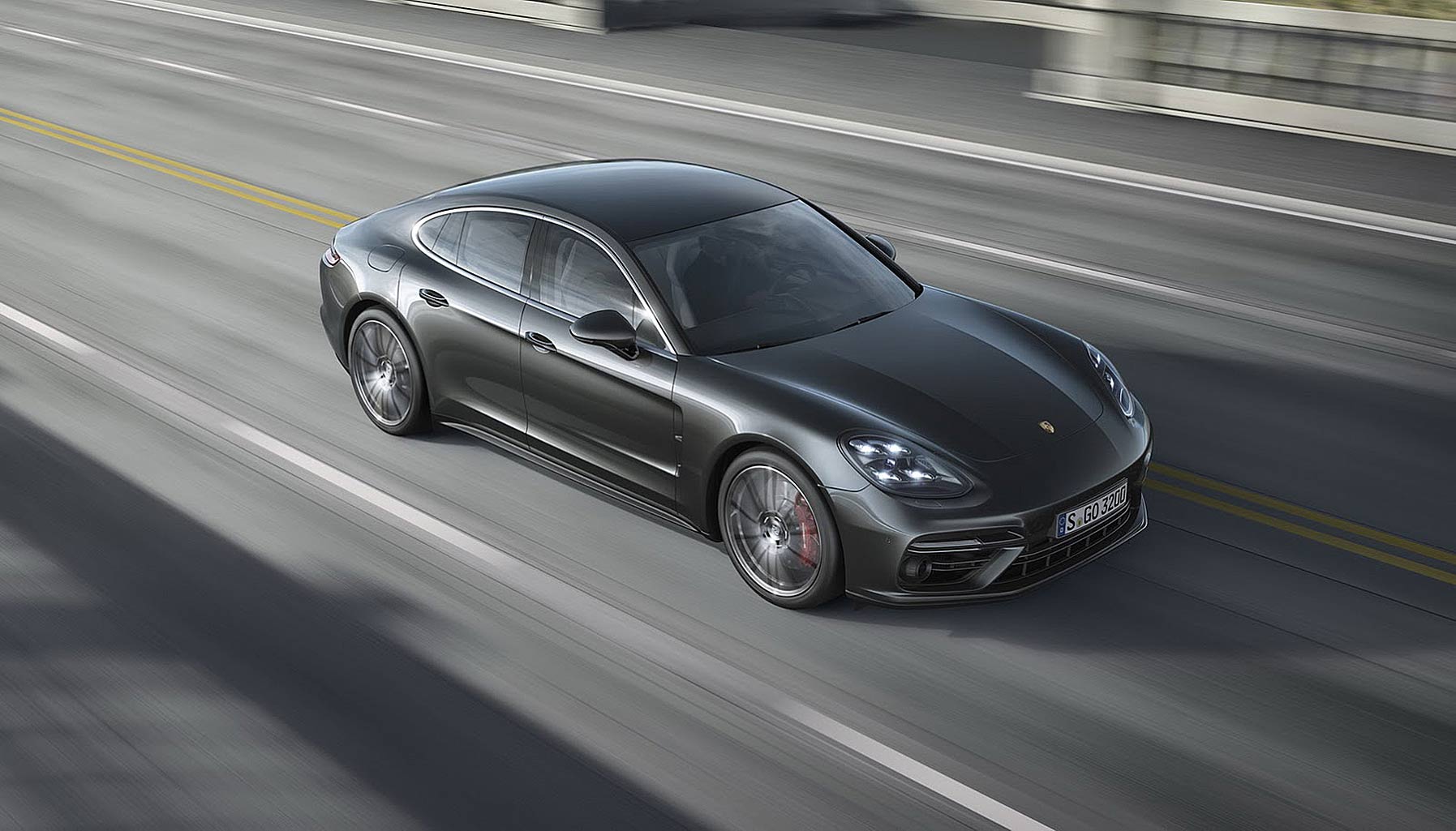 Porsche Panamera thế hệ thứ 2 sẵn sàng toả sáng