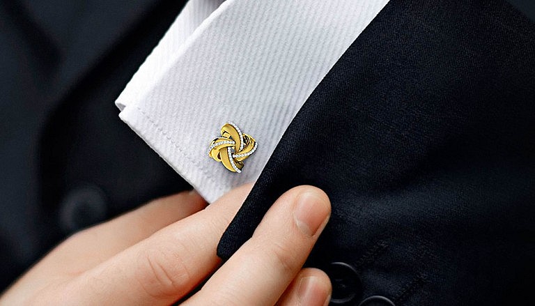 Câu chuyện thú vị về những chiếc cufflink