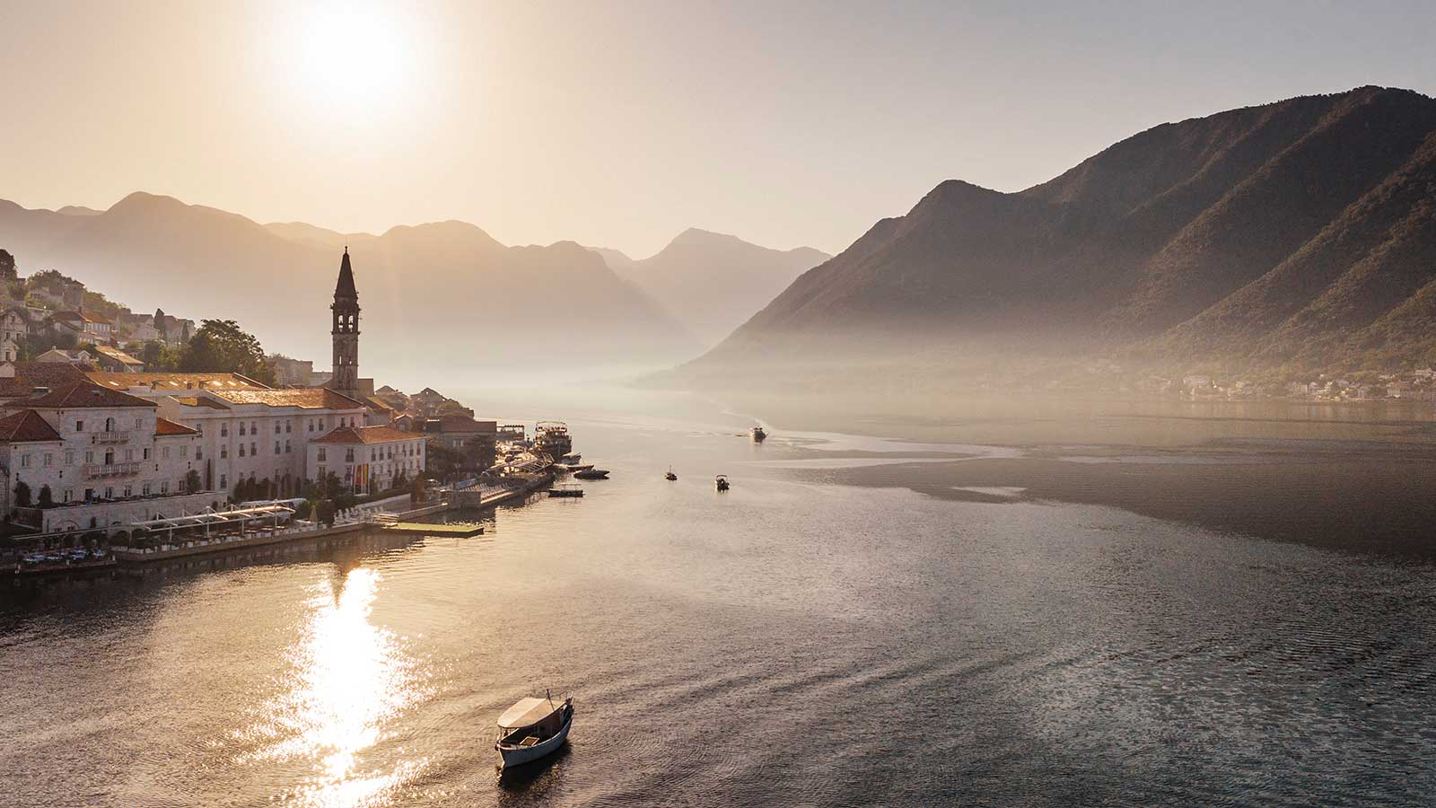 Vì sao Montenegro là điểm đến hấp dẫn nhất cho siêu du thuyền?