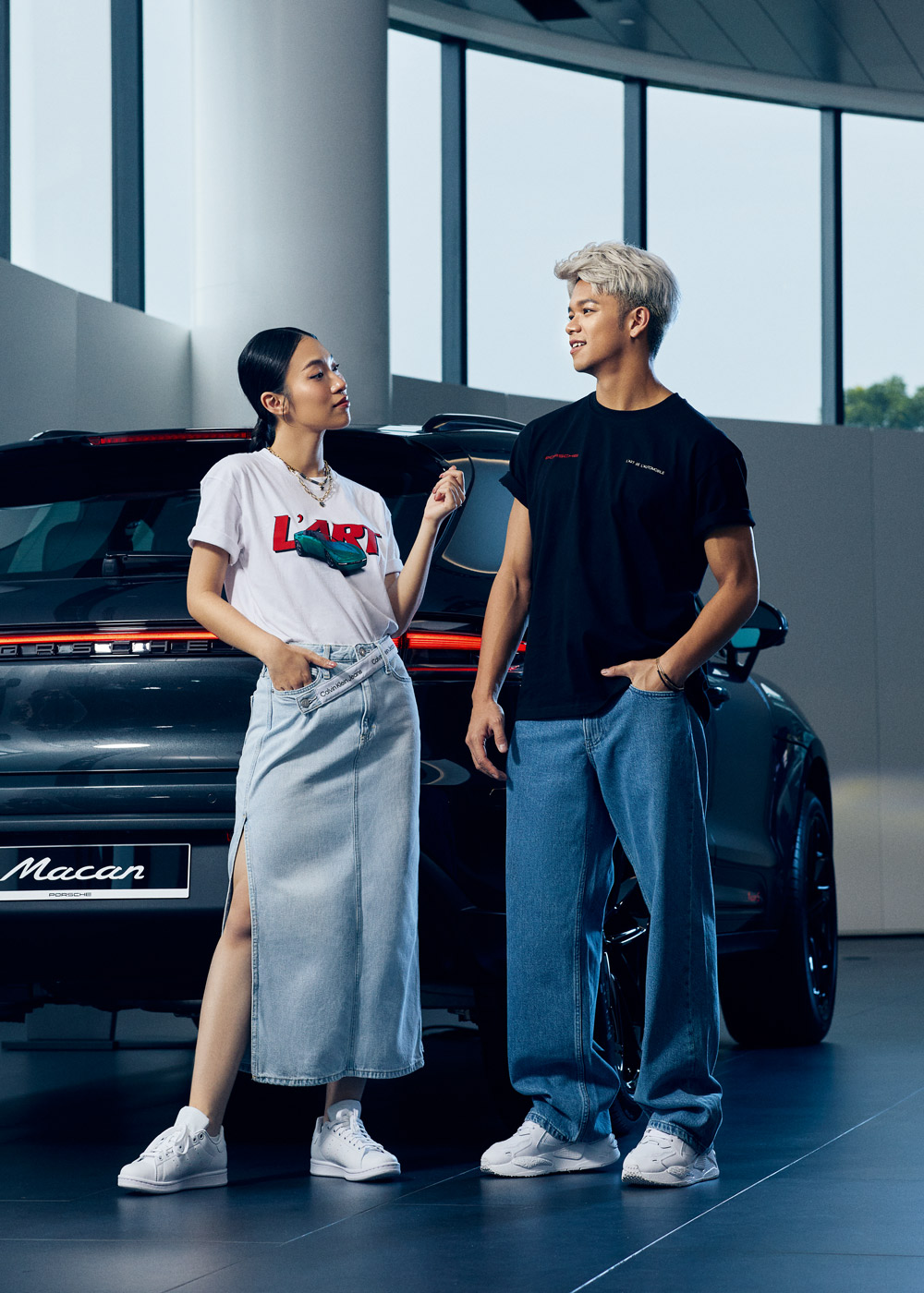 Porsche khánh vy trọng hiếu