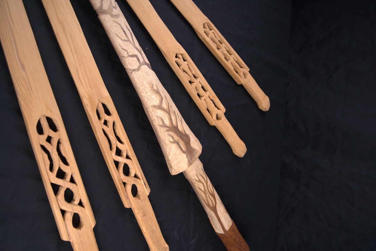 After decomposition, there are five swords in total.