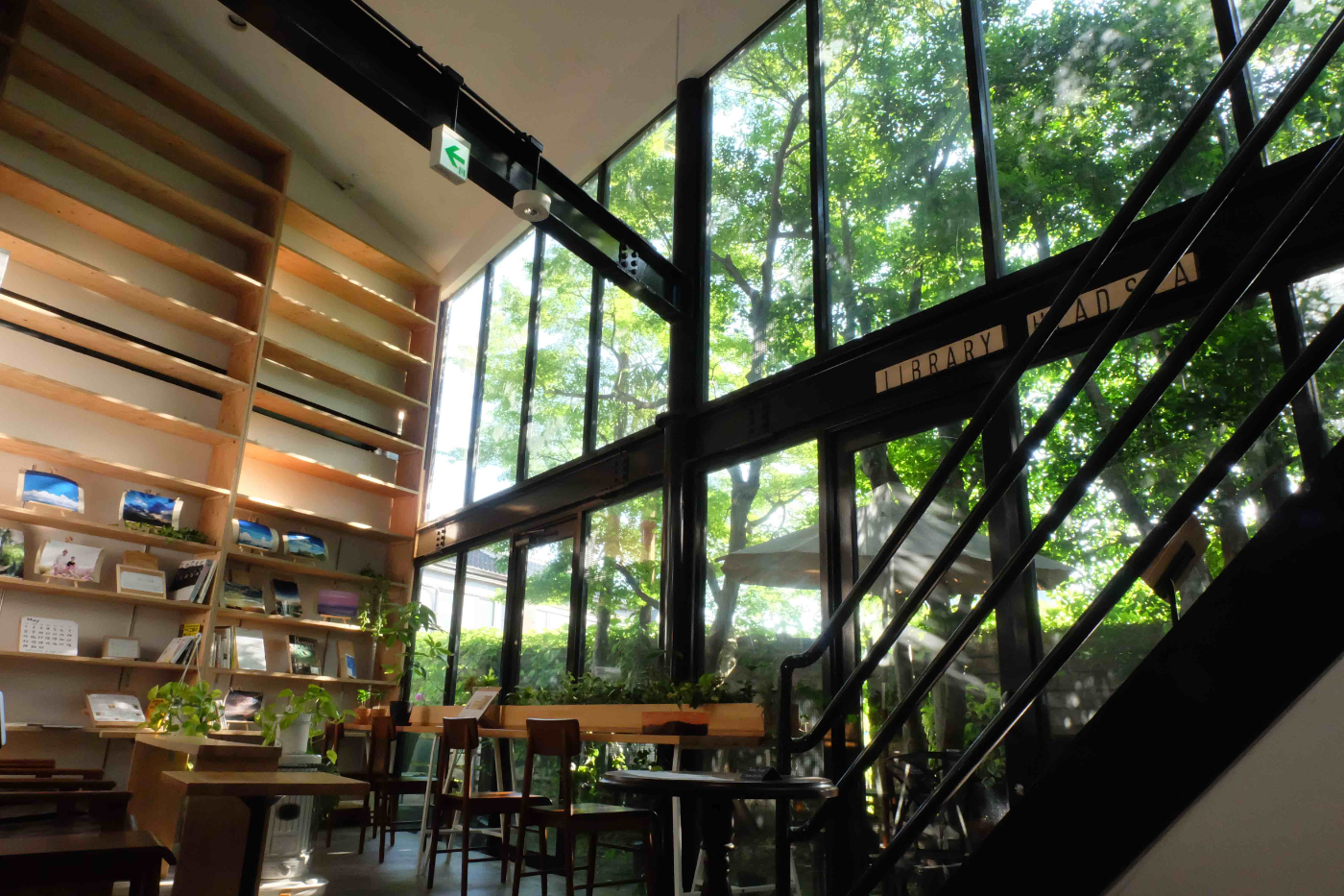 cafe 木と本(01)