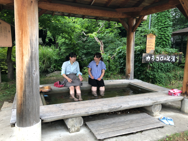 周辺には足湯も３箇所あります。