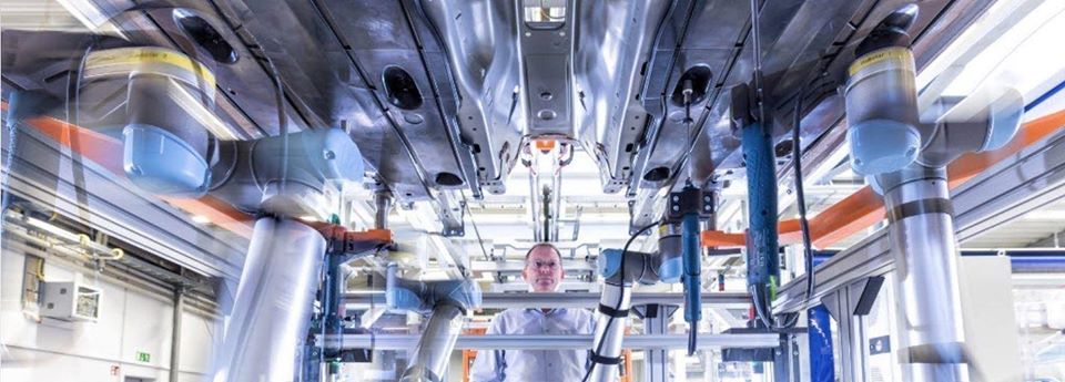 ทำไมโรงงานอุตสาหกรรมจำเป็นต้องมีหุ่นยนต์ 'Cobot' ? | Techsauce