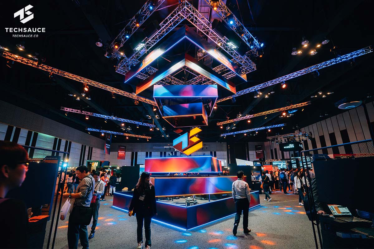 วริศร เผ่าวนิช