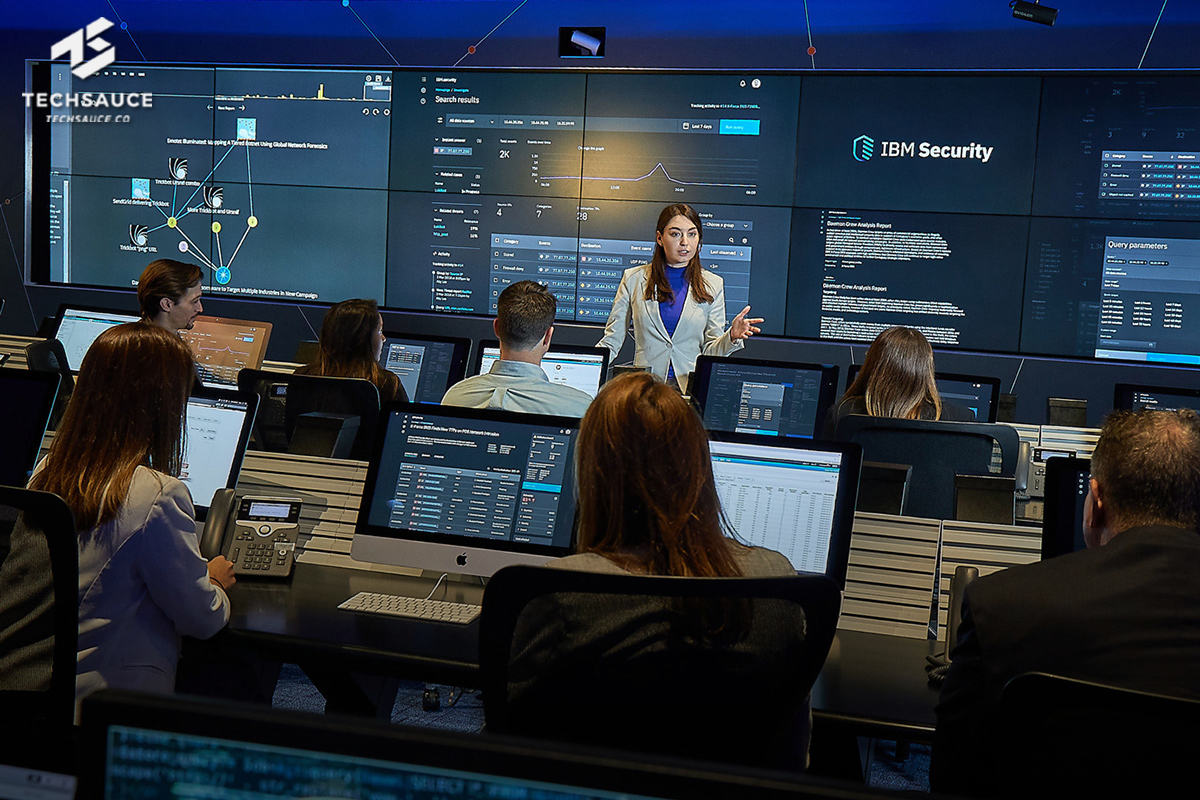 IBM Security เปิดเผยรายงาน X-Force Threat Intelligence Index ประจำปี ชี้การเติบโตของแรนซัมแวร์และการหาประโยชน์จากช่องโหว่ในปี 2564 ได้ “จองจำ” และเพิ่มภาระให้กับซัพพลายเชนทั่วโลก โดยภาคการผลิตกลายเป็นหนึ่งในอุตสาหกรรมที่ตกเป็นเป้าหมายมากที่สุด ขณะที่การโจมตีช่องโหว่และฟิชชิ่ง เป็นสาเหตุการโจมตีทางไซเบอร์ที่พบบ่อยที่สุดในเอเชีย