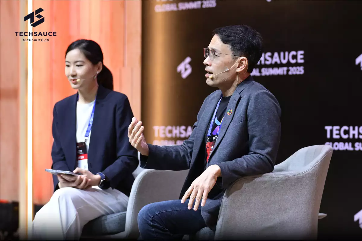 Banking Beyond Tomorrow: Building FinTech for Mass Market, Session