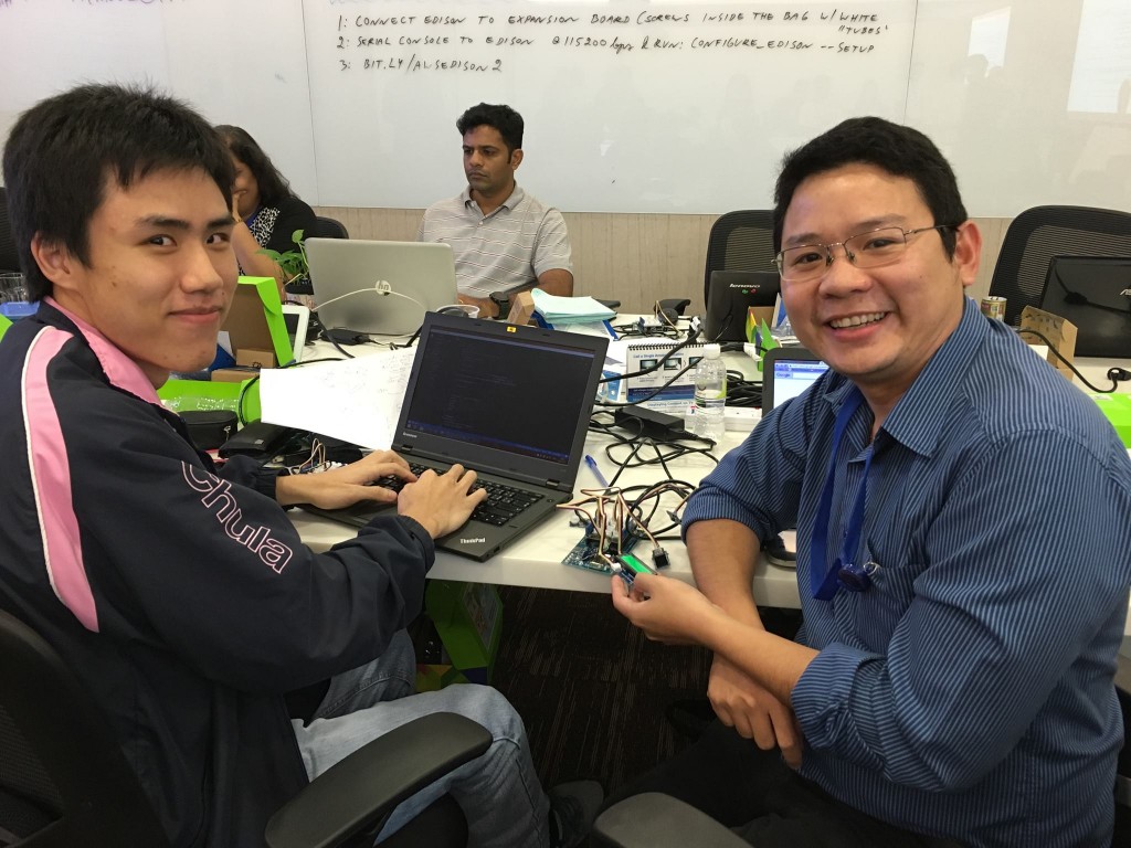 aws iot hackday thai team 1