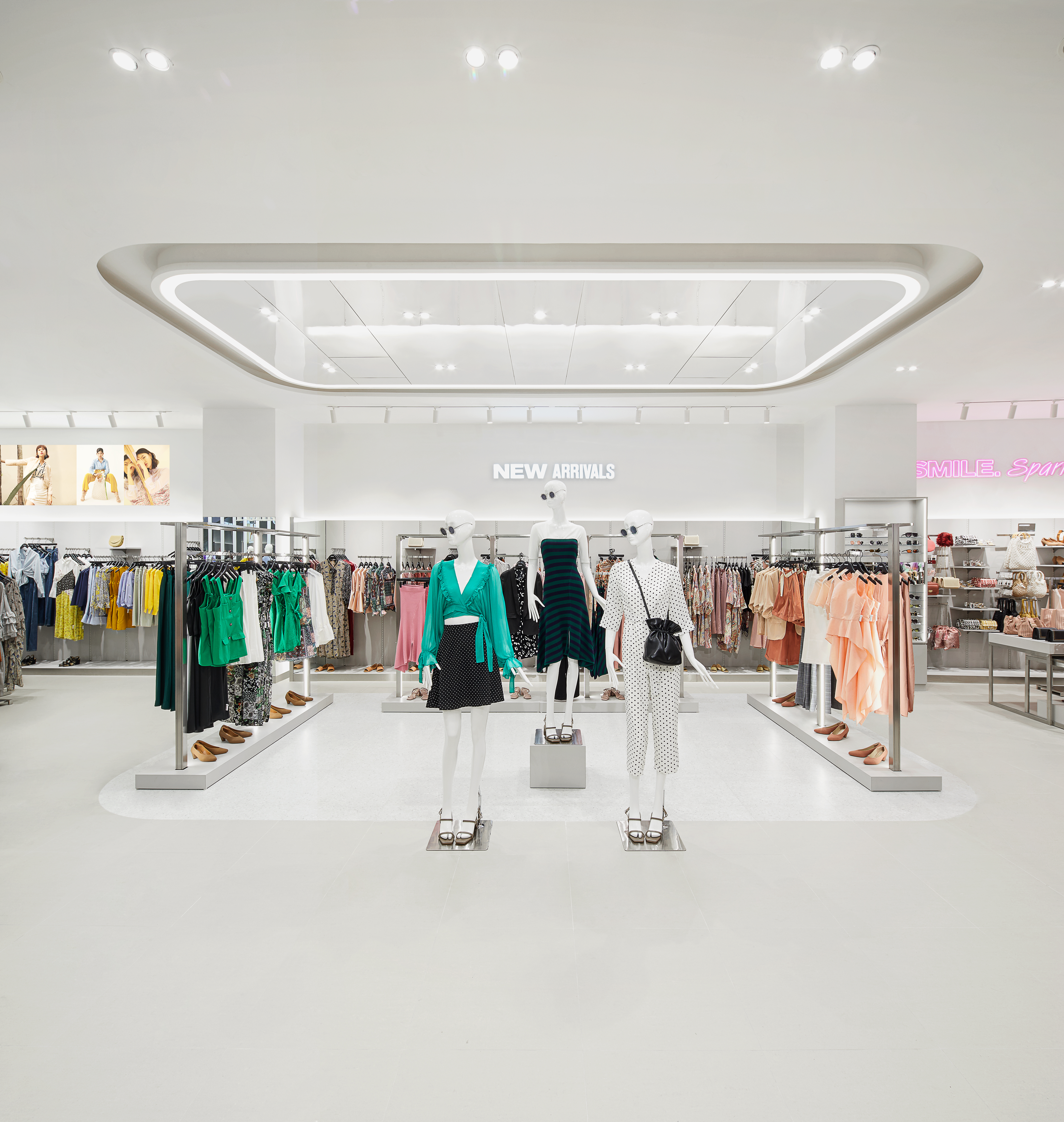 Pomelo opens its biggest omnichannel store in Southeast Asia