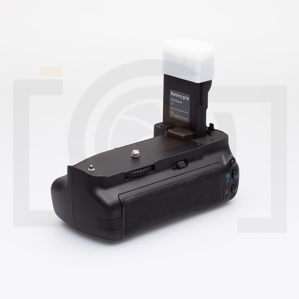 Battery Grip Bge7 P/ Canon Eos 7d Incluye Cartucho Pilas Aa