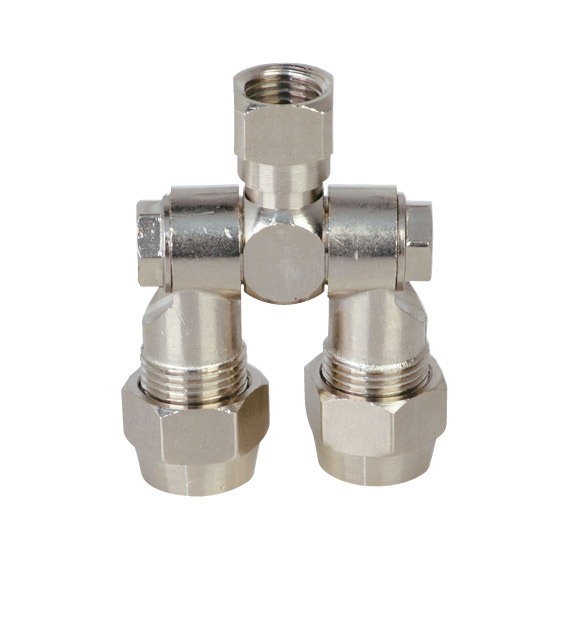 Photo of the product Double swivel female nozzle holder with fly nuts BSP 3/8”