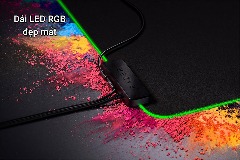 Miếng Lót Chuột Razer Goliathus Chroma Extended - RZ02-02500300-R3M1 | Dải LED RGB đẹp mắt