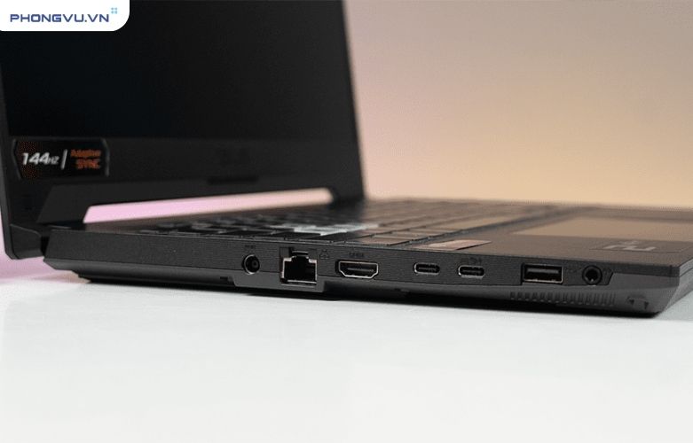 Thiết kế Laptop Asus TUF Gaming F15 FX506HE cho hệ thống cổng giao tiếp đa dạng