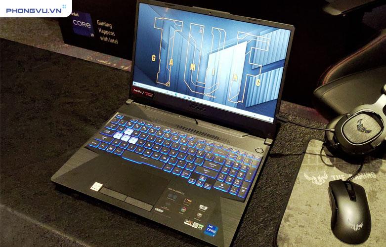 Asus TUF Gaming F15 FX507ZC4-HN099 | Bàn phím full size dễ thao tác nhưng touchpad lại tương đối nhỏ