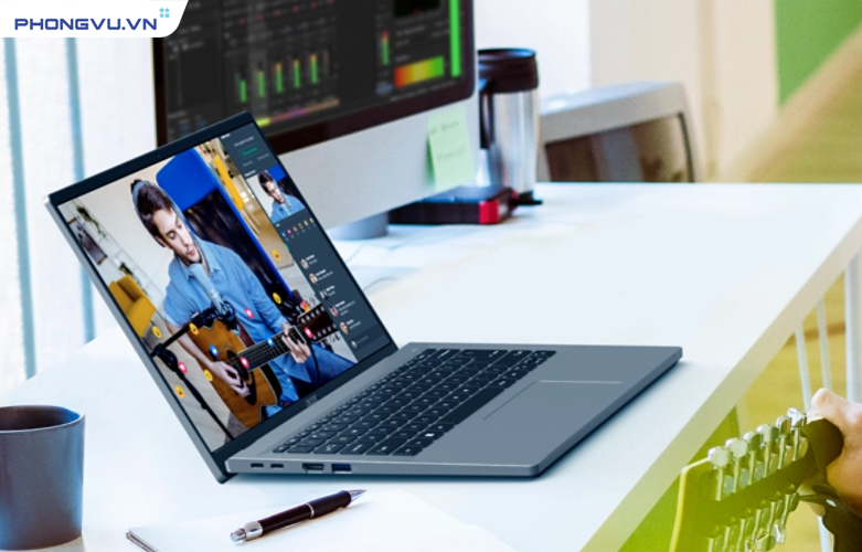 Laptop Acer Swift Go SFG14-71-74C