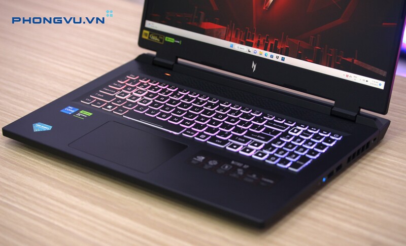 Acer Nitro 17 PHOENIX | Bàn phím chuẩn gaming