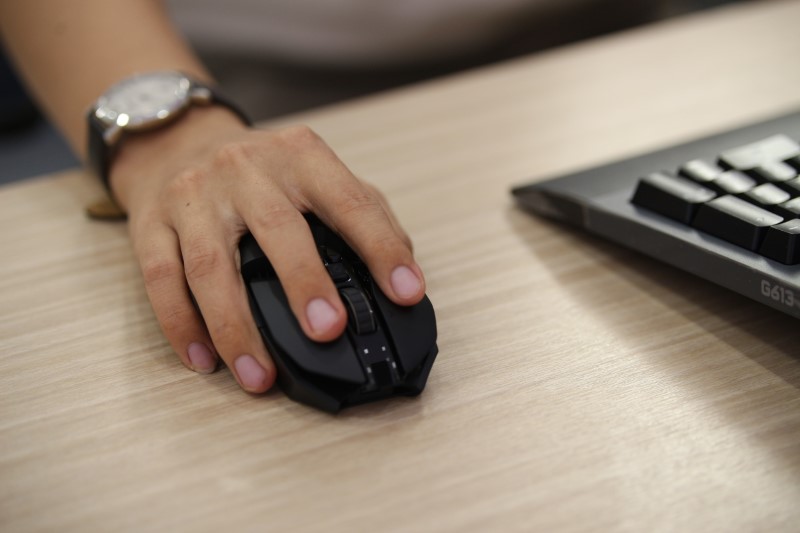 Chuột gaming không dây Logitech G903 Hero | Điều chỉnh trọng lượng dễ dàng