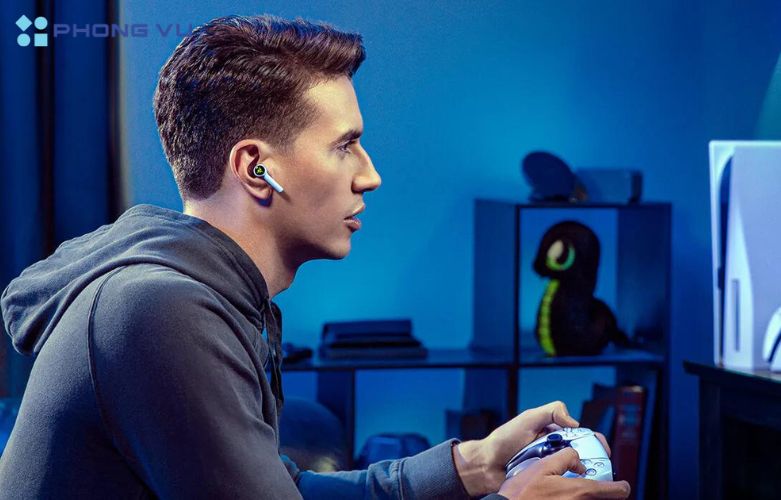 Khả năng kết nối HyperSpeed 2.4GHz và Bluetooth 5.2 cho phép người dùng tự do lựa chọn kiểu kết nối phù hợp nhất mà vẫn đảm bảo hiệu năng phát âm thanh chất lượng cao