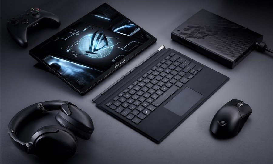Một số hình ảnh thực tế của Laptop Asus ROG Flow GZ301ZE-LD6688W (2)