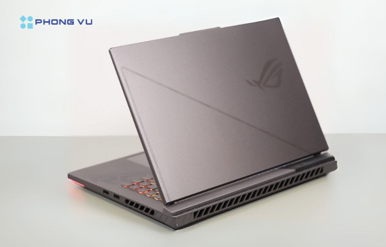 Hình ảnh thực tế Laptop ASUS ROG Gaming G614JU-N3777W mặt sau